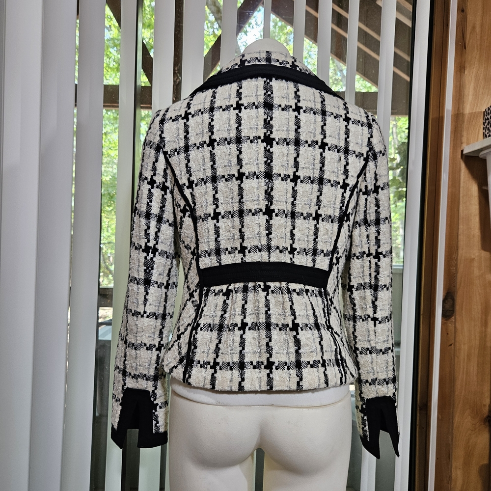 WHITE HOUSE BLACK MARKET Chic Women's Black/White Plaid Blazer Sz 4 - Picture 3 of 10